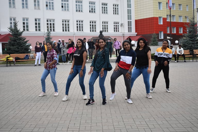 FLASHMOB DEDICATED TO TEACHER’S DAY