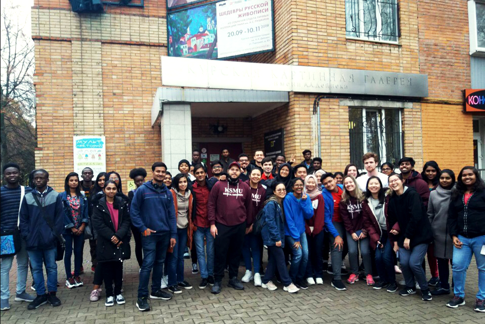 INTERNATIONAL STUDENTS OF KSMU VISITED KURSK PICTURE GALLERY….