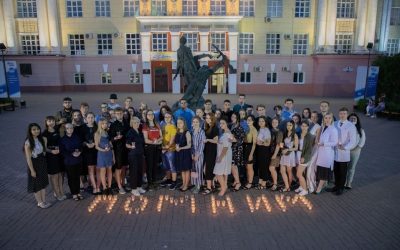 WE REMEMBER: STUDENTS OF KSMU LIT DOZENS OF CANDLES IN MEMORY OF THE FEAT OF THEIR ANCESTORS