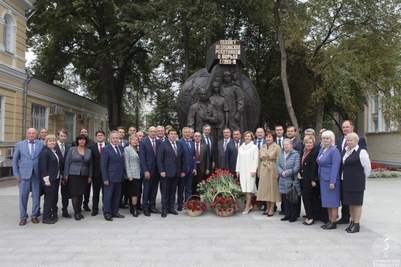 THE OPENING OF THE MONUMENT «TO THE FEAT OF MEDICAL WORKERS IN THE FIGHT AGAINST COVID-19»