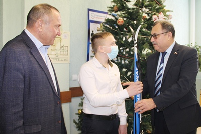 RECTOR OF KSMU PROFESSOR V.A.LAZARENKO TOOK PART IN THE ACTION «WISH TREE»