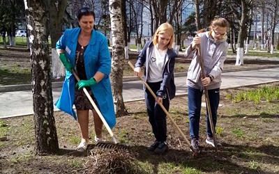 KSMU STUDENTS HELD REGULAR»CLEANING DAY»