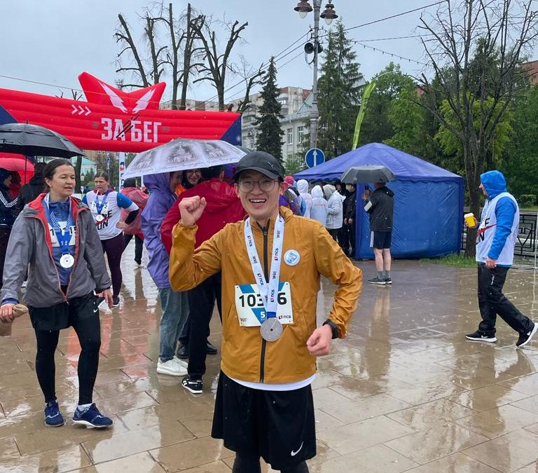Foreign students of KSMU participated in the All-Russian half marathon «Race of the Russian Federation»
