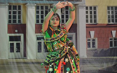 CONCERT OF FRESHMEN FROM INDIA AT KSMU