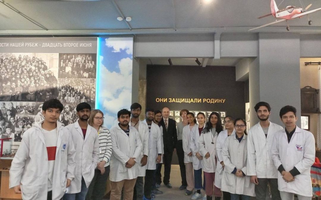 KSMU STUDENTS FROM INDIA VISITED THE MUSEUM «YOUNG DEFENDERS OF THE MOTHERLAND»