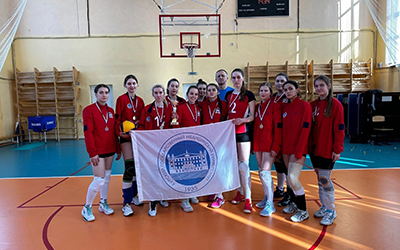 KSMU WOMEN’S VOLLEYBALL TEAM — WINNER OF THE THIRD STAGE OF THE IX FESTIVAL OF SPORTS